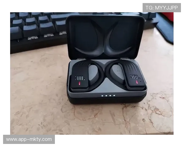 皇家盐湖城推出亲子看台套餐 配备婴儿隔音耳机保障舒适观赛体验