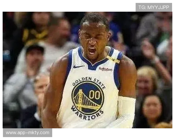 勇士更衣室气氛紧张，三连败后科尔寻求变阵