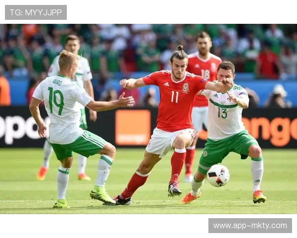 英超文学奖颁发，足球题材作品受追捧